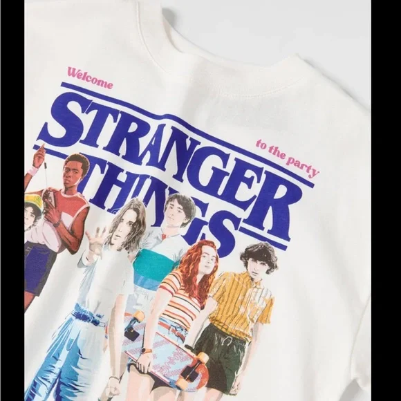 ZARA STRANGER THINGS TM © NETFLIX T-SHIRT - Picture 2 of 2